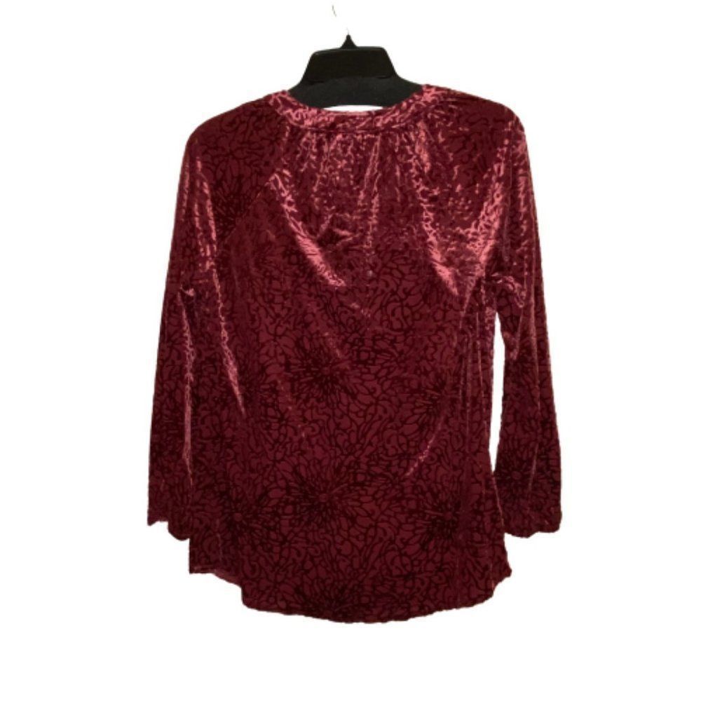 🆕Intro. Stretch Petite Burgandy Top size PM - Picture 6 of 9